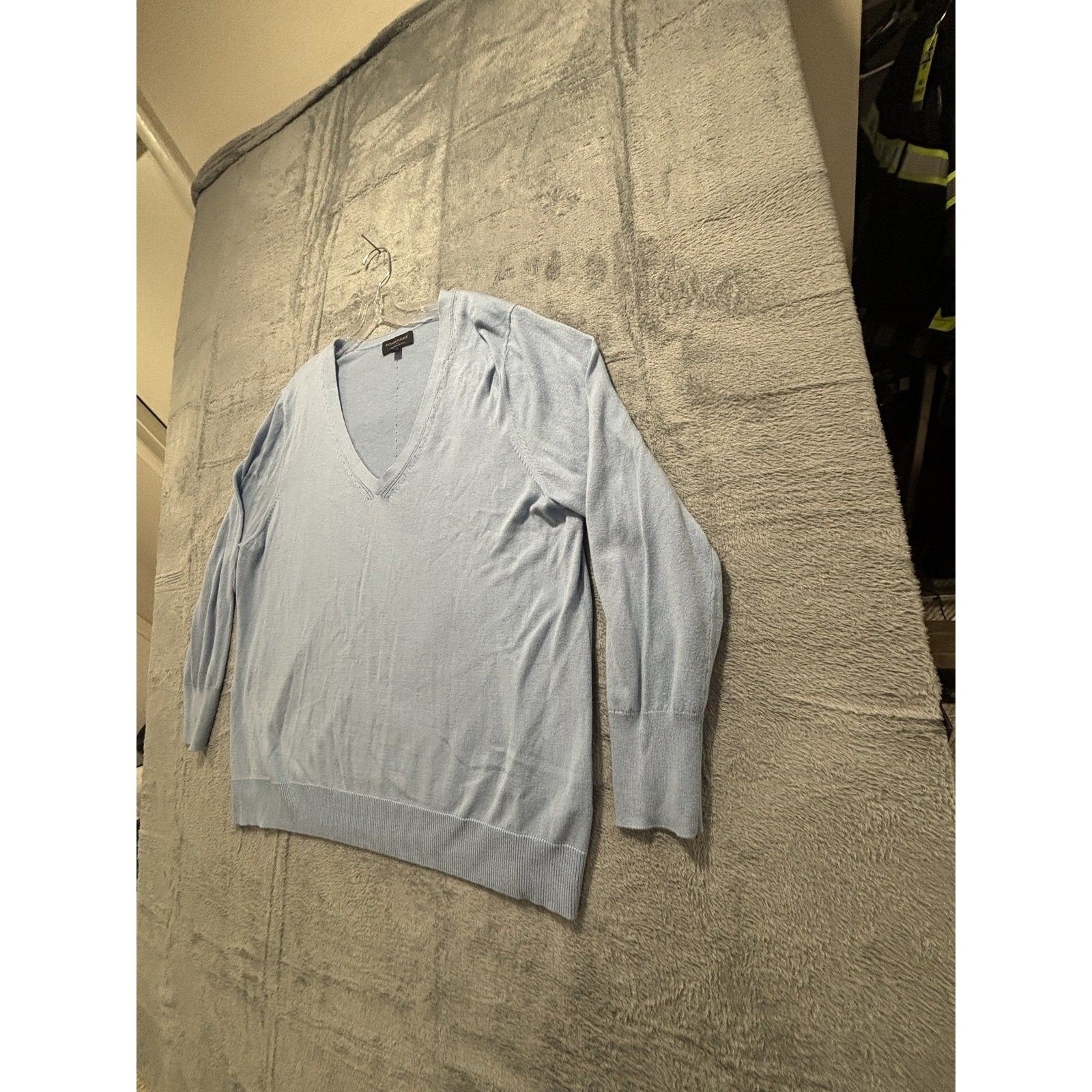 Banana Republic XXL Light Blue Womens V-Neck Sweater Pullover Casual Cozy