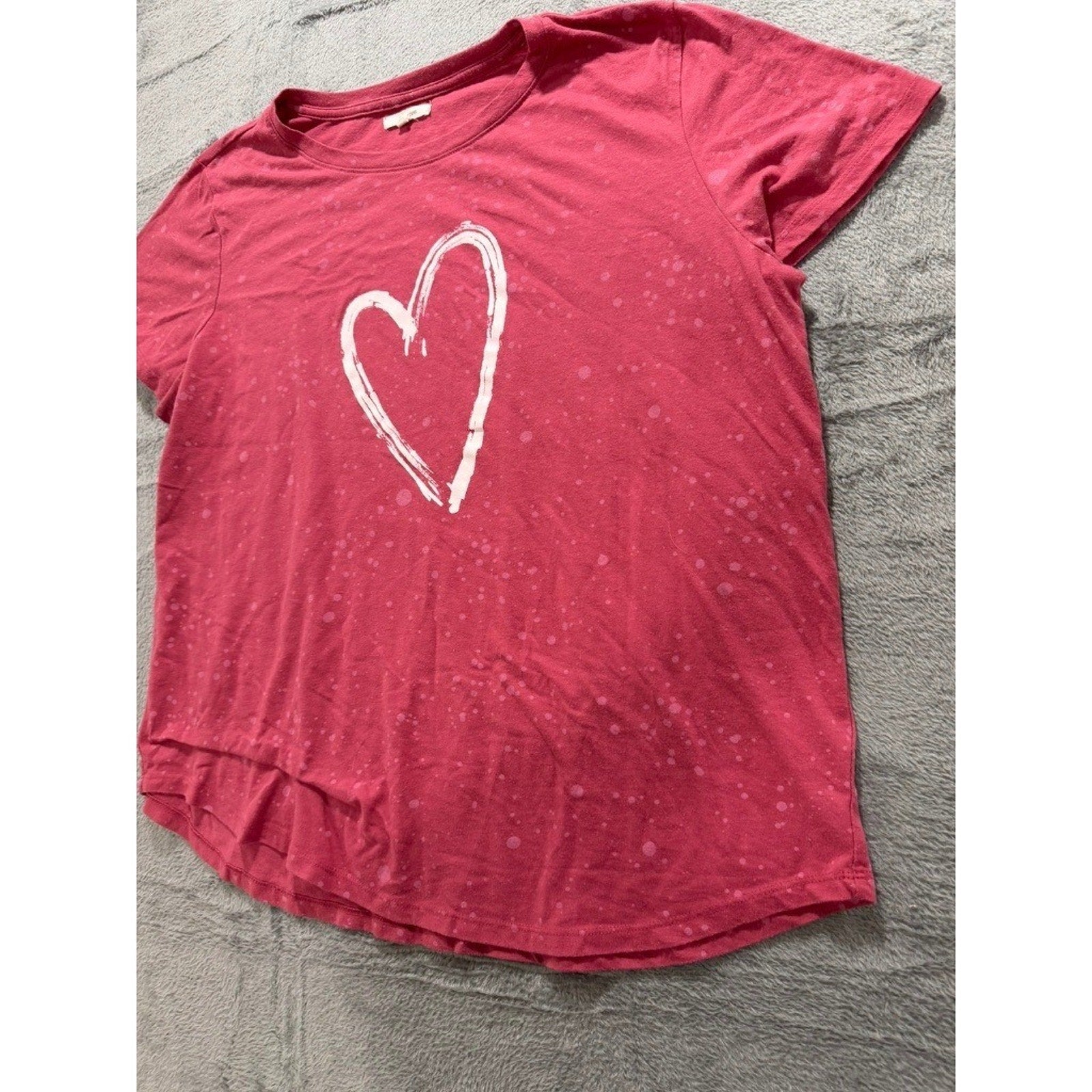 Maurices Womens XXL Pink Heart Graphic Tee Bleach Splatter T-Shirt Boho Casual