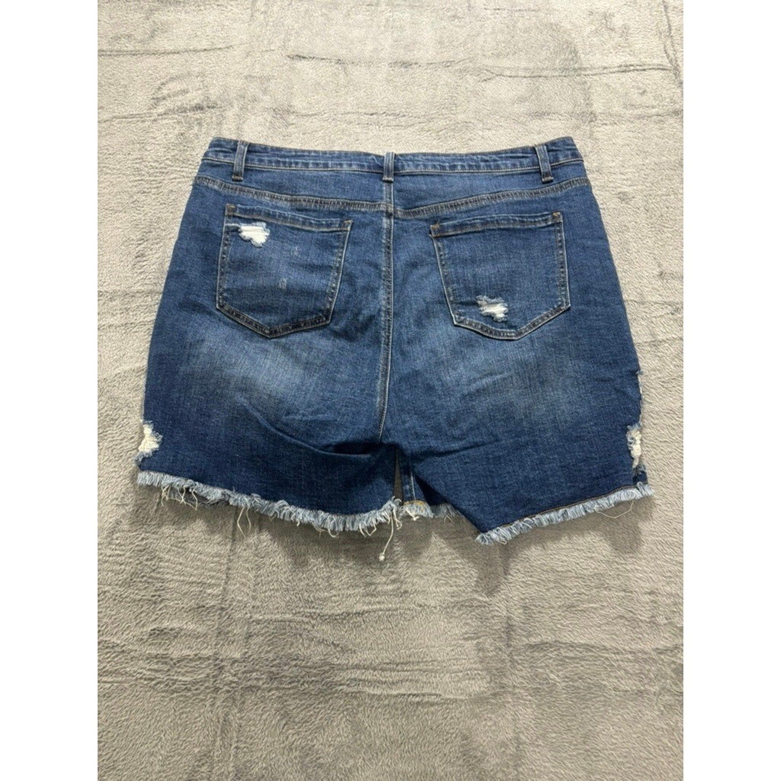 American Bazi Plus 2X Dark Wash Distressed Denim Shorts Frayed Hem Stretch