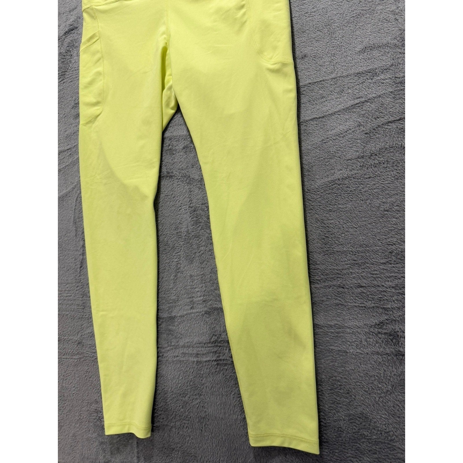 Old Navy Active Powersoft Go-Dry High Rise Leggings XL Neon Yellow Workout
