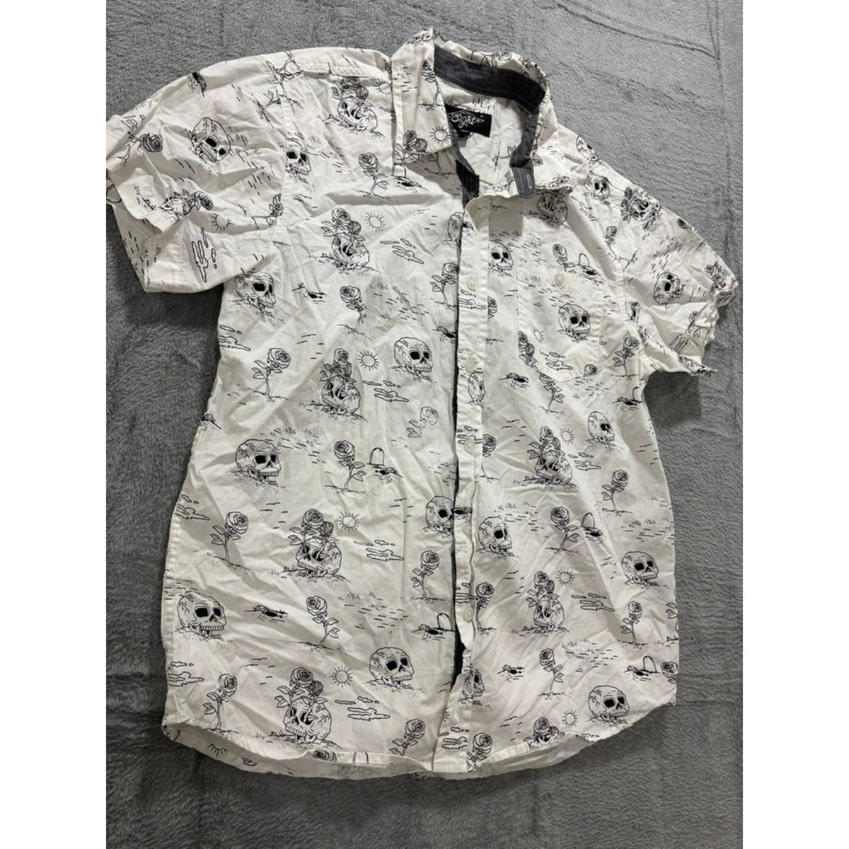 Eighty Eight Button Up Shirt Men Medium White Skull Print Cotton Short Sleeve