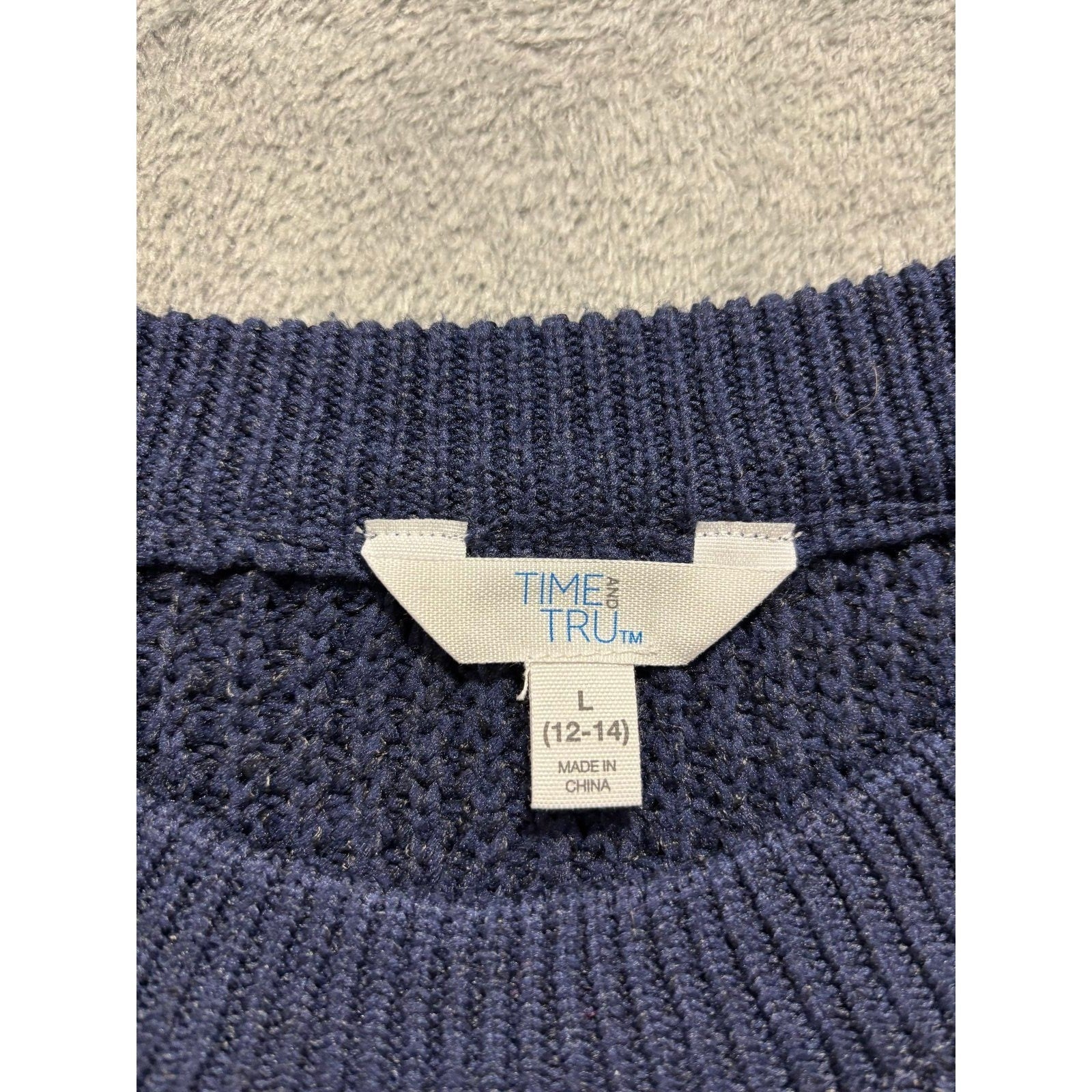 Time and Tru Womens L Navy Blue Waffle Knit Sweater Casual Cozy Pullover