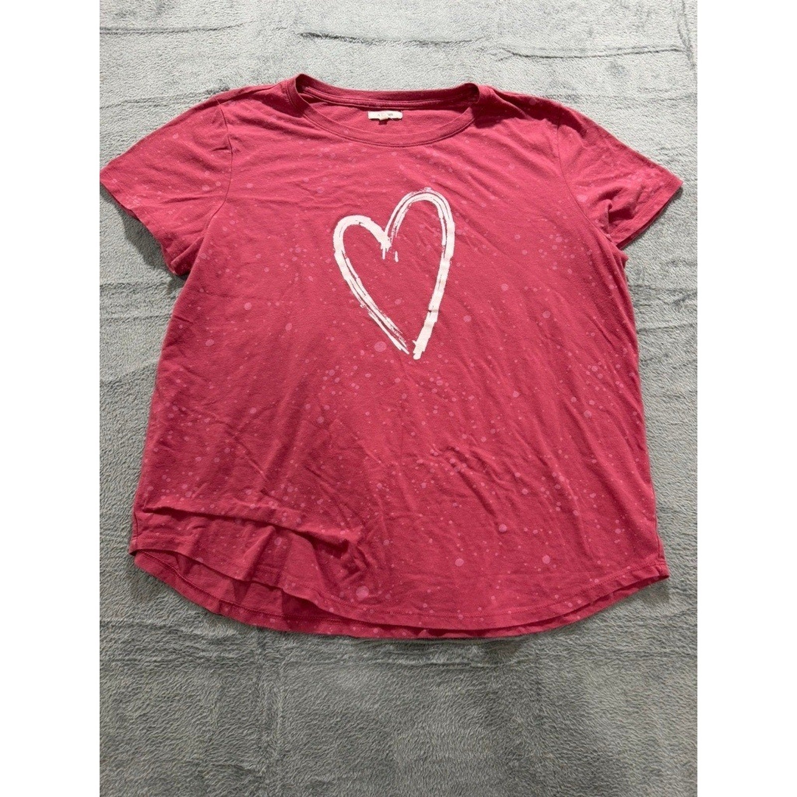 Maurices Womens XXL Pink Heart Graphic Tee Bleach Splatter T-Shirt Boho Casual
