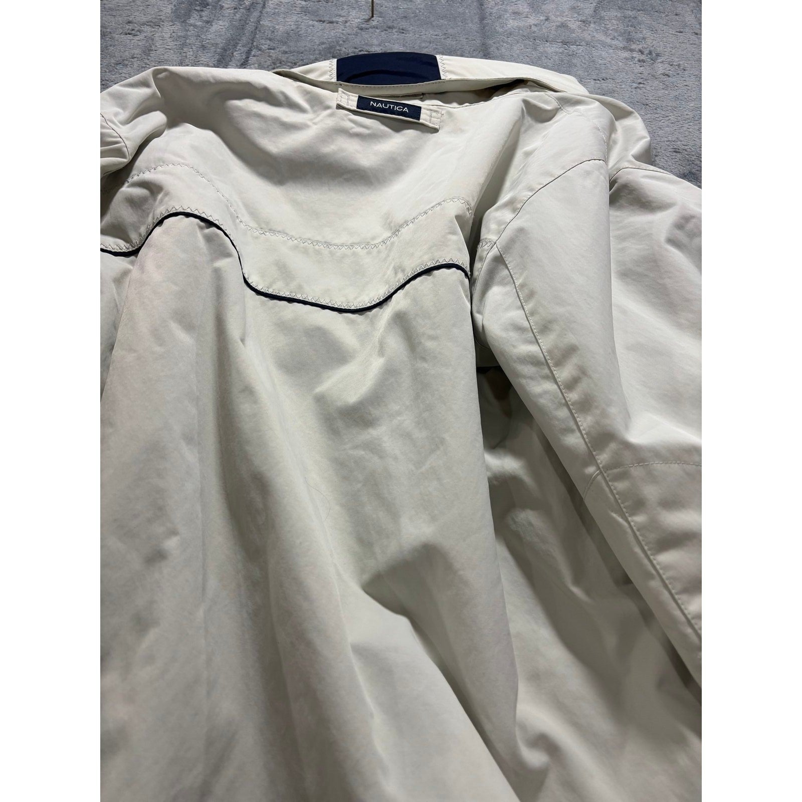 Nautica S Cream Navy Blue Full Zip Windbreaker Jacket Womens Casual Vintage