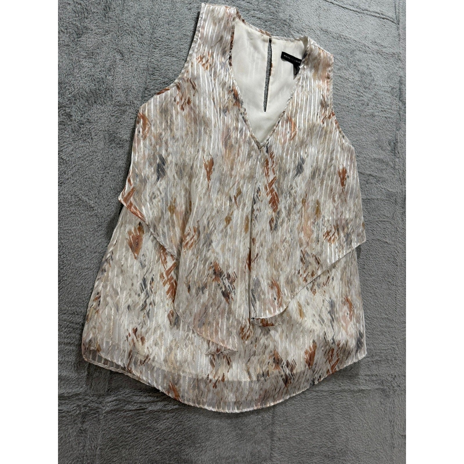 White House Black Market XS Tiered Ruffle Shell Top Metallic Stripe Abstract Tan