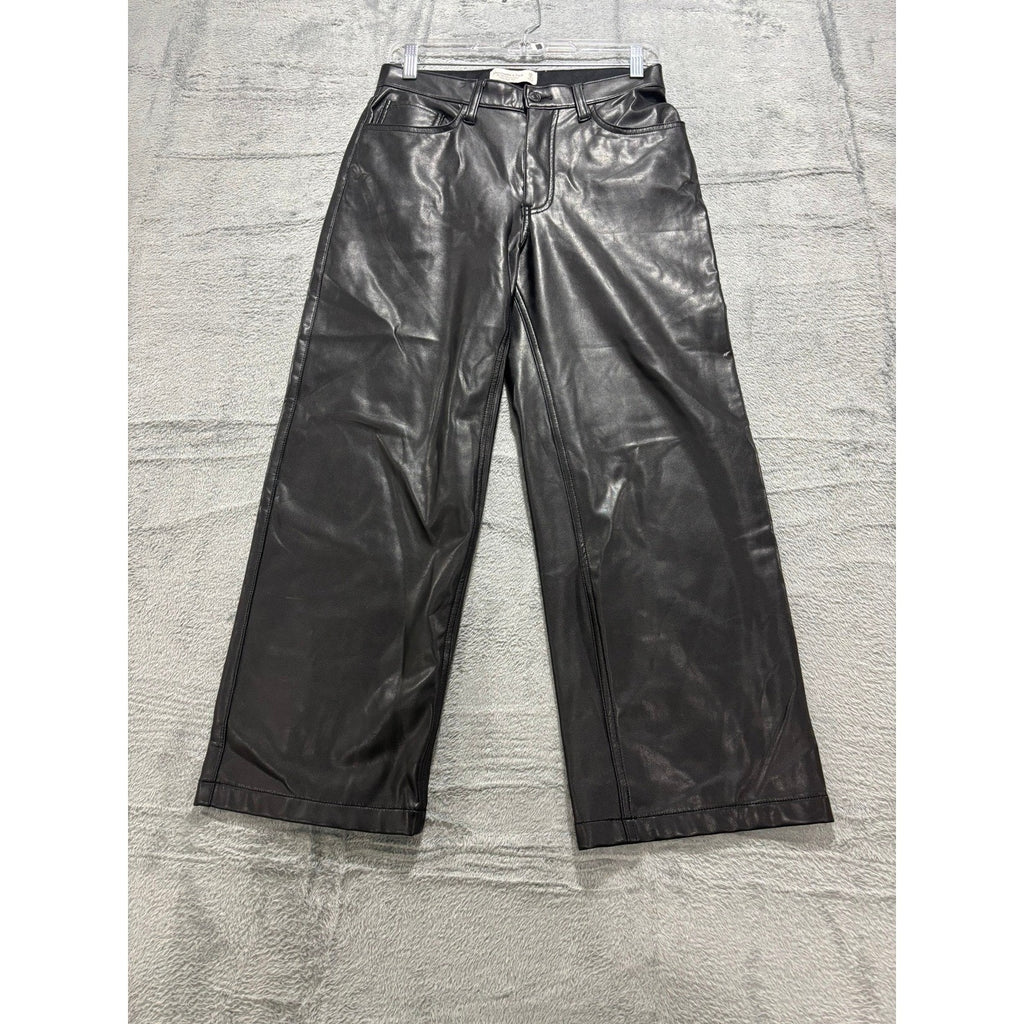 Abercrombie & Fitch The 90s Relaxed Jean Ultra High Rise Vegan Leather Black 28