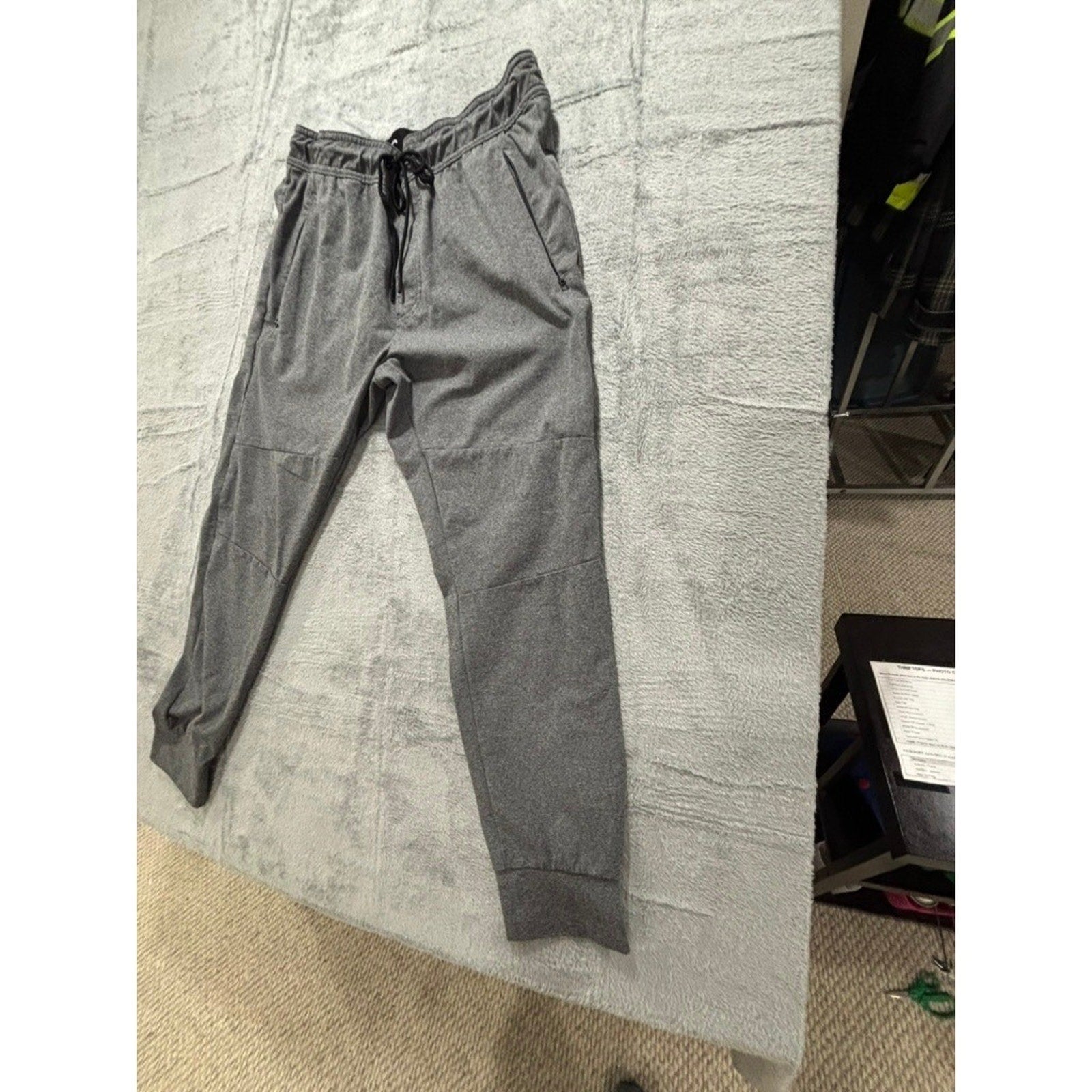 American Eagle M Gray Joggers Mens Athleisure Casual Sweatpants Activewear Pants