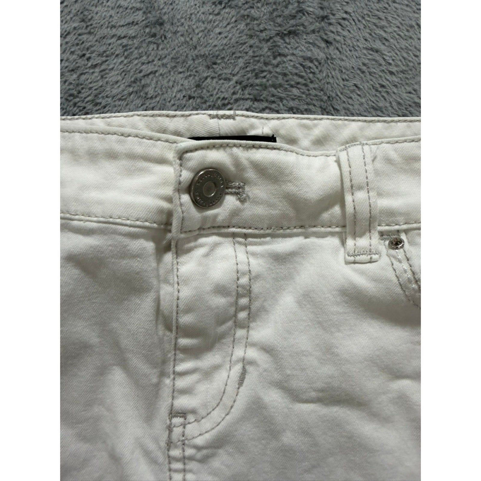 White House Black Market Denim Mini Skirt Women Size 2 White Floral Stretch