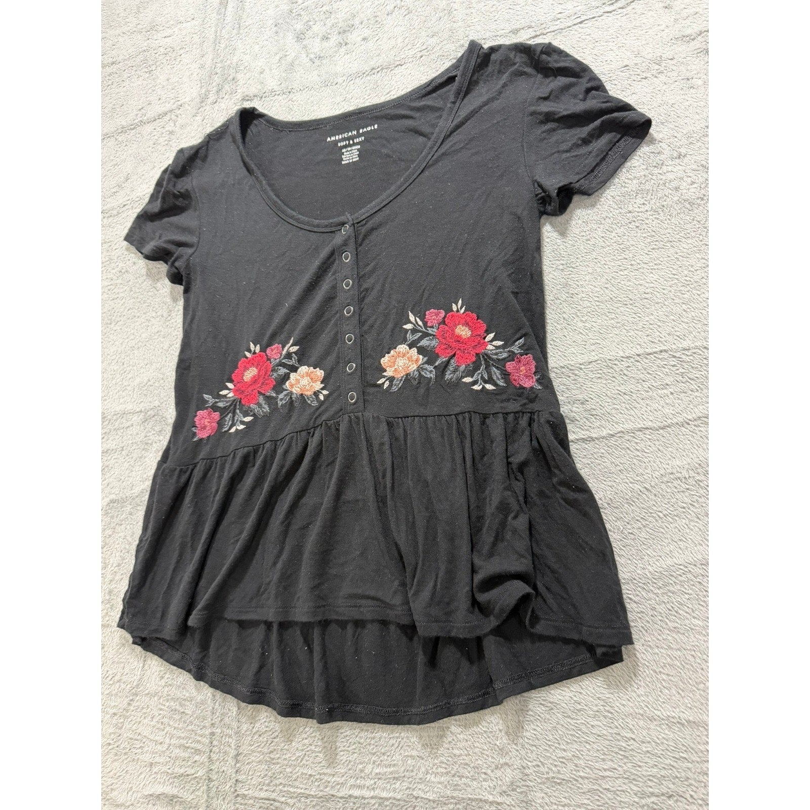 American Eagle Soft & Sexy Black Floral Embroidered Babydoll Peplum Top XS