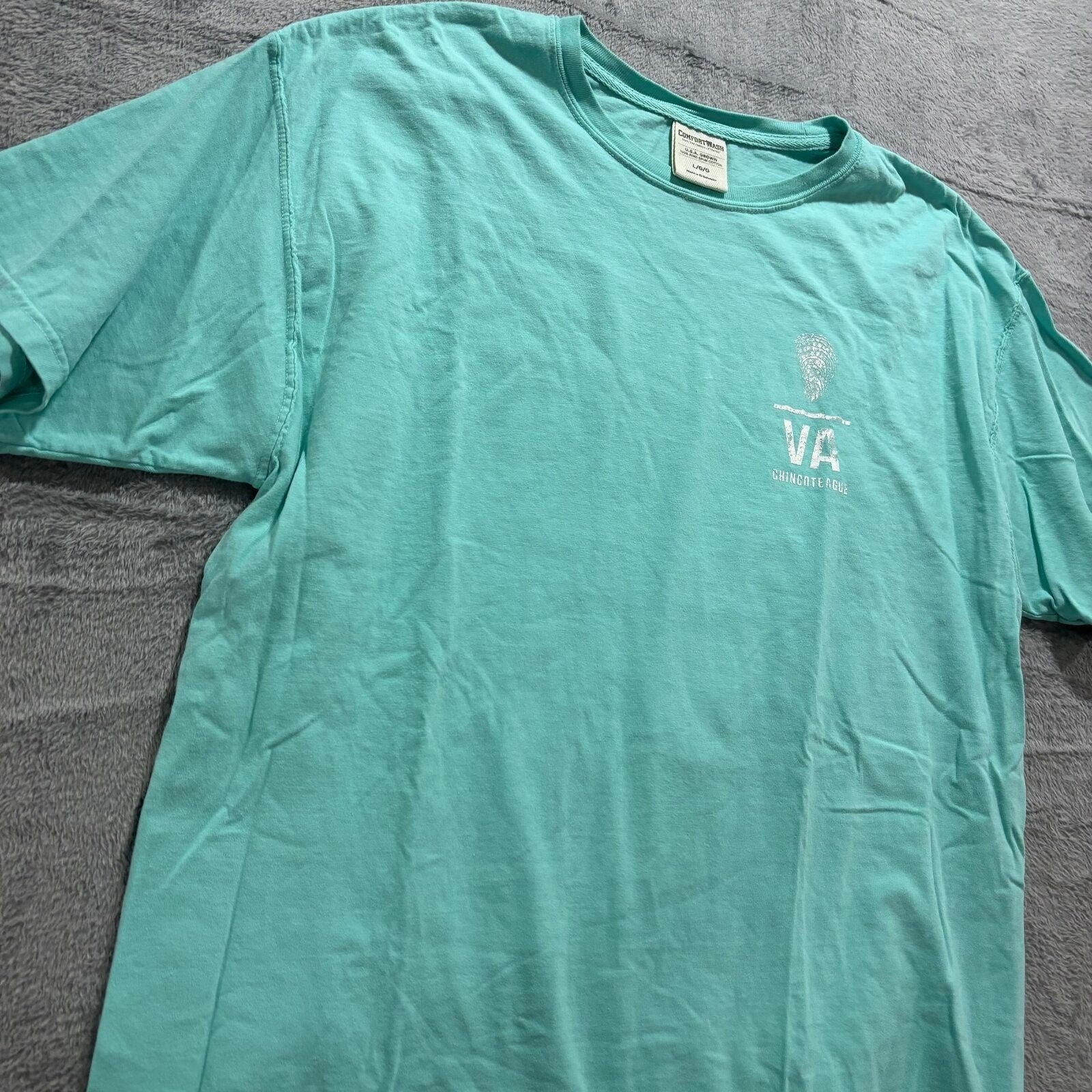 ComfortWash Womens L Aqua Chincoteague VA Graphic T-Shirt Coastal Casual Vintage