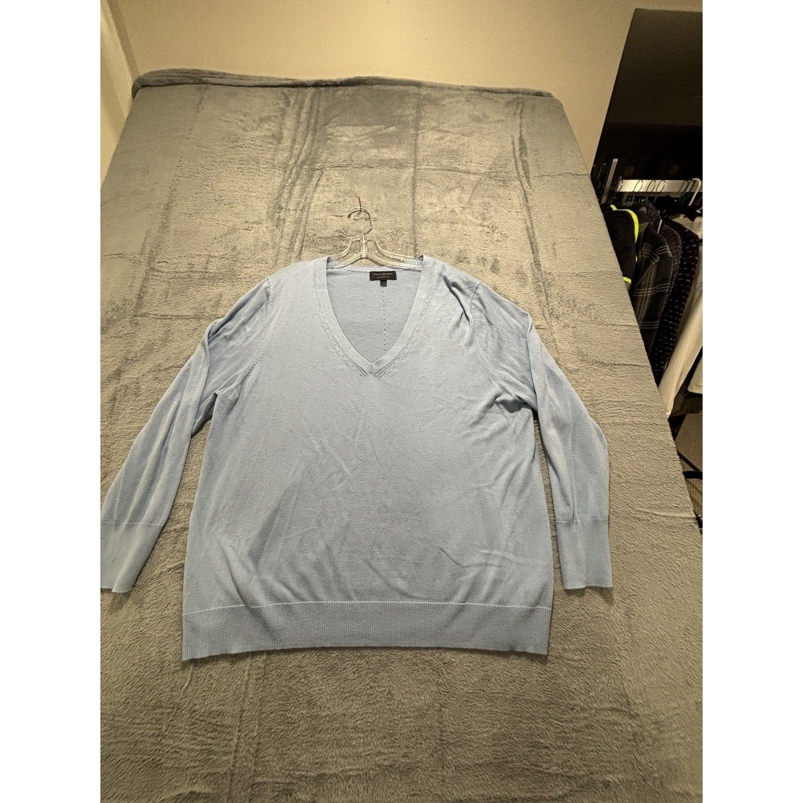 Banana Republic XXL Light Blue Womens V-Neck Sweater Pullover Casual Cozy