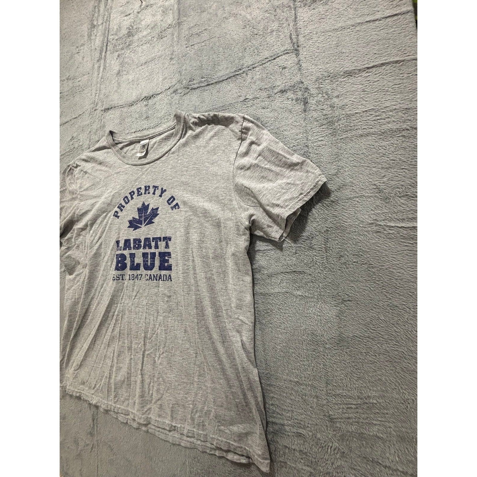 Gildan XL Gray Labatt Blue Beer Graphic T-Shirt Womens Casual Vintage Style