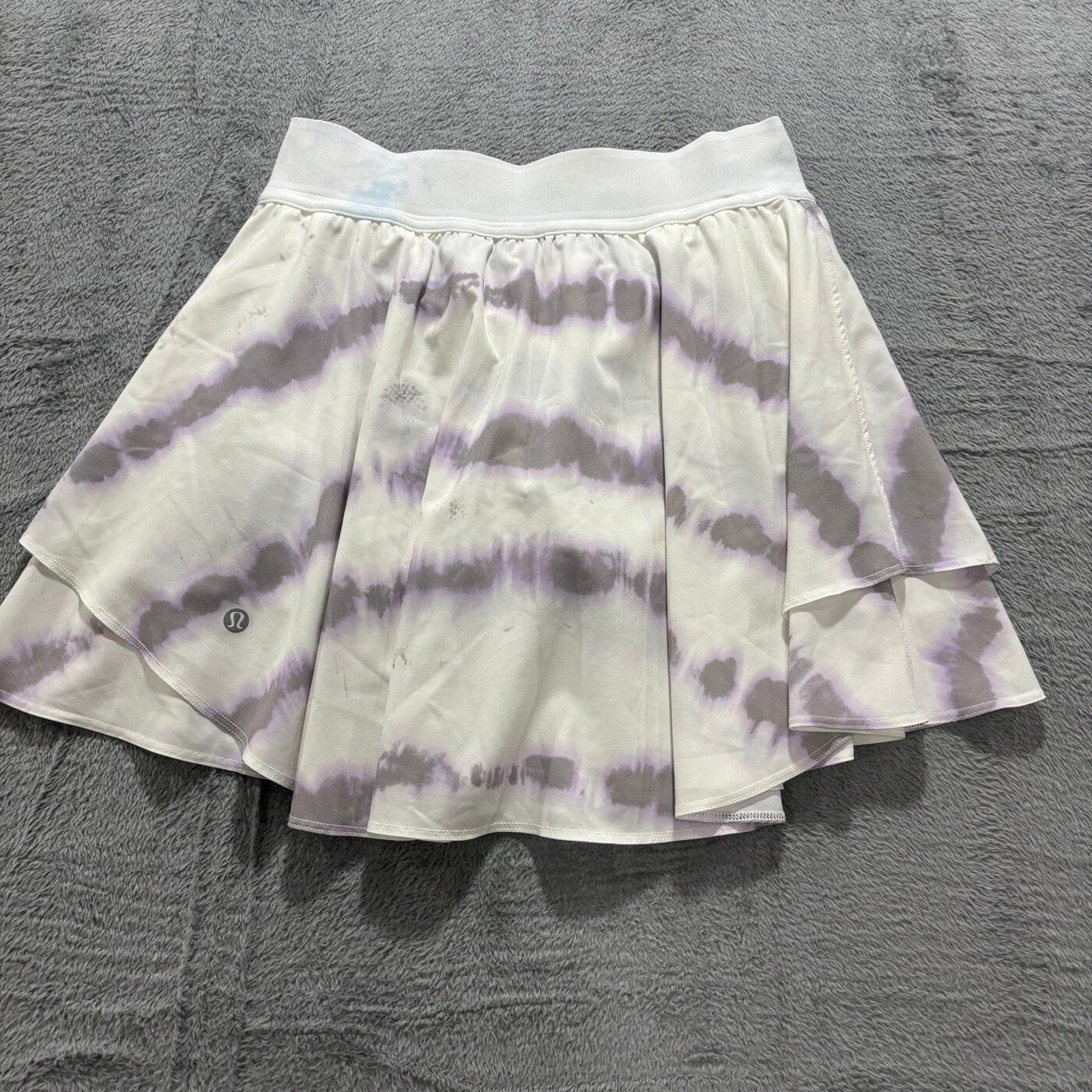 Lululemon Womens 10 White Purple Tie Dye Court Rival Skirt Athleisure Casual