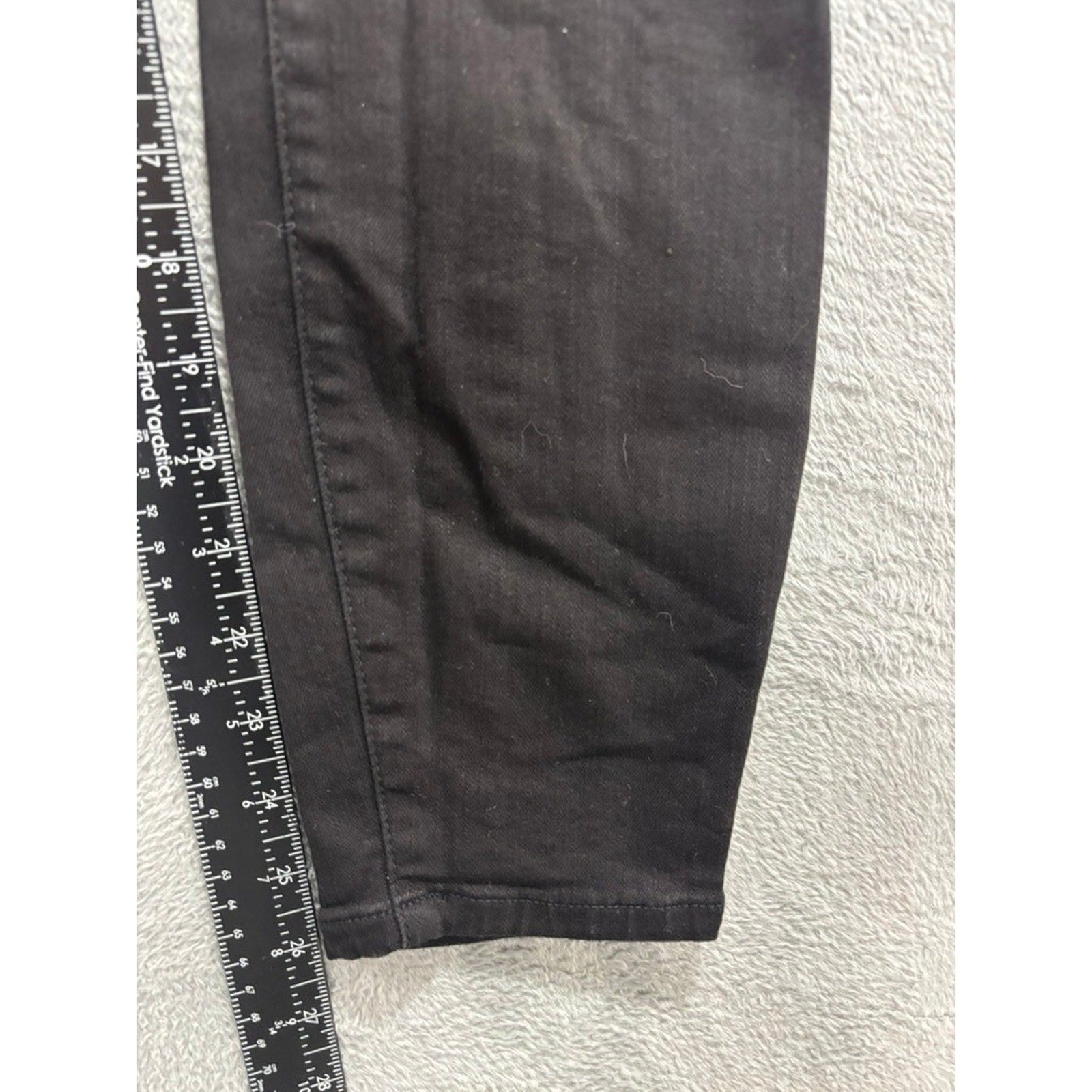 Torrid Bombshell Skinny Black Distressed Ripped Jeans Plus Size 18R High Rise