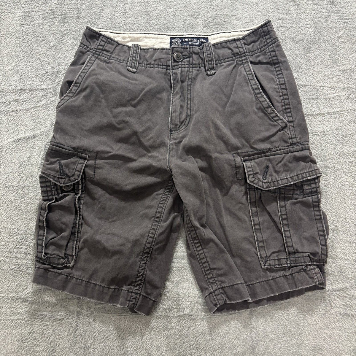 American Eagle Mens 26 Gray Cargo Shorts Faded Casual Utility Summer