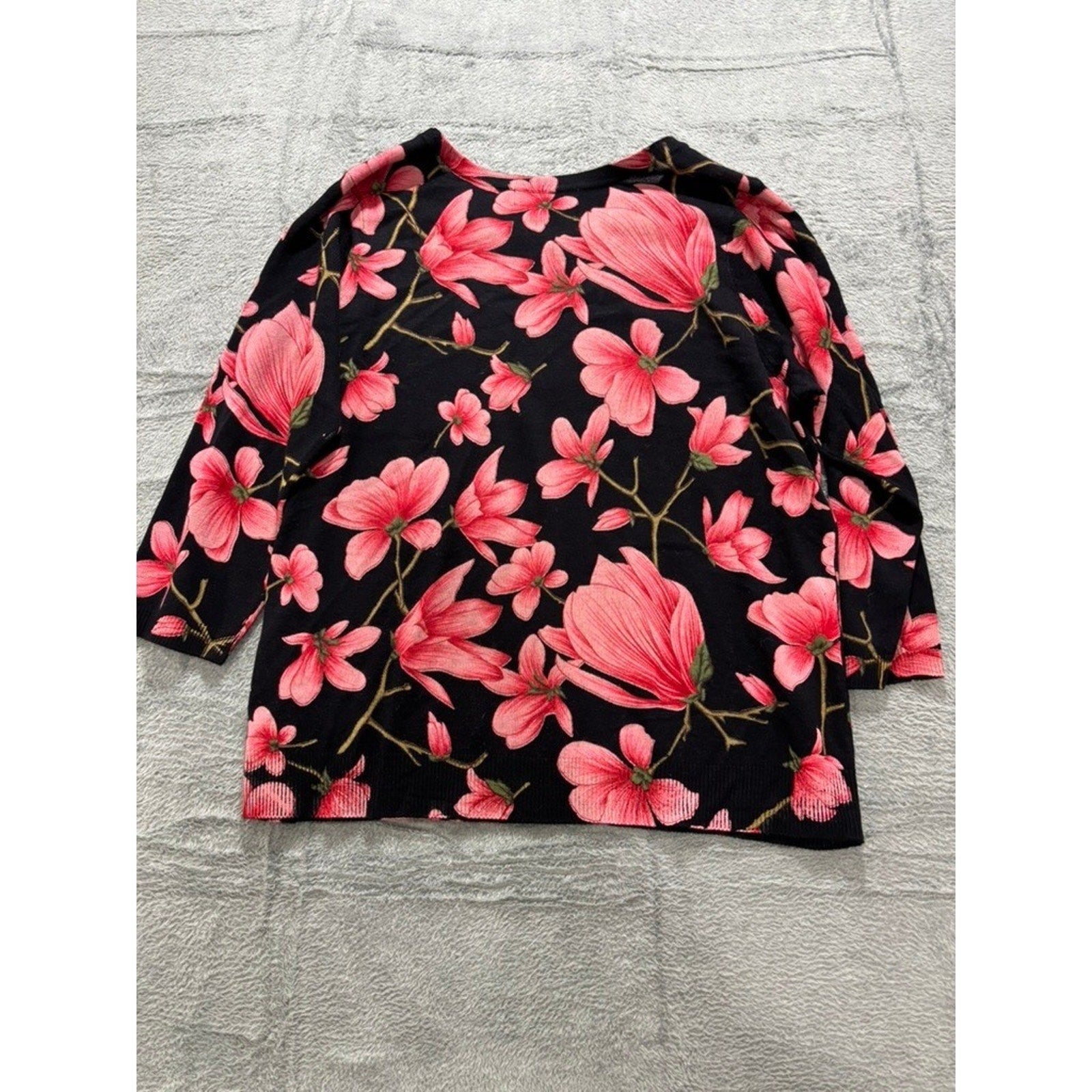 Emily Daniels Sweater Women PXL Black Pink Floral Knit 3/4 Sleeve Acrylic