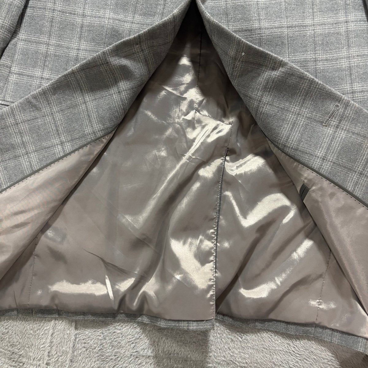 Mens 42R Gray Plaid Slim Fit Blazer Sport Coat Two Button Wool Blend Preppy