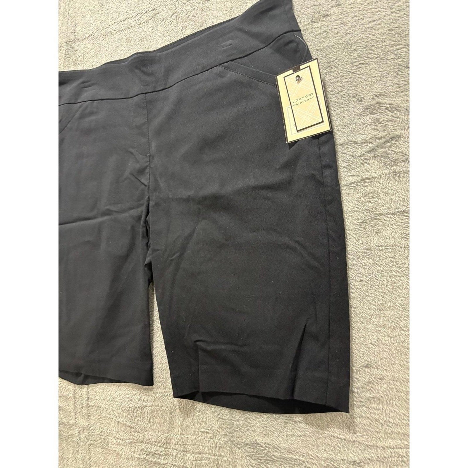 Dana Buchman L Black Shorts Womens Casual Athleisure Comfort Waistband NEW
