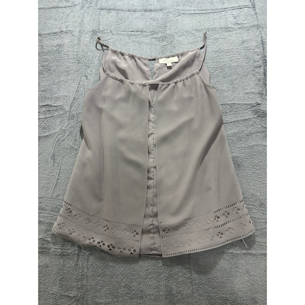 Olive & Oak Tank Top Womens M Gray Laser Cut Sleeveless Flowy Boho Minimalist