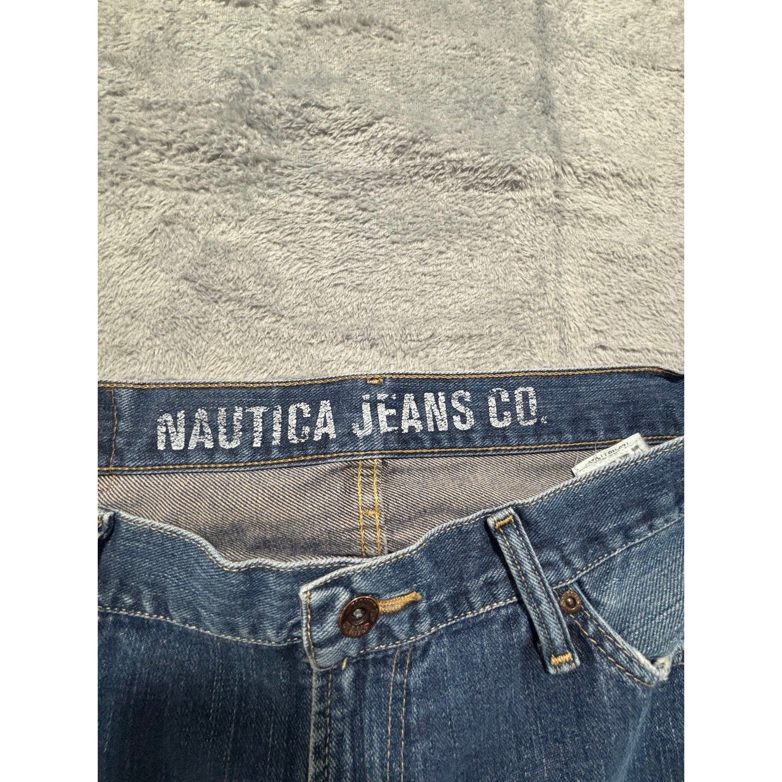 Nautica Jeans Co 36x32 Blue Straight Leg Denim Jeans Mens Casual Classic