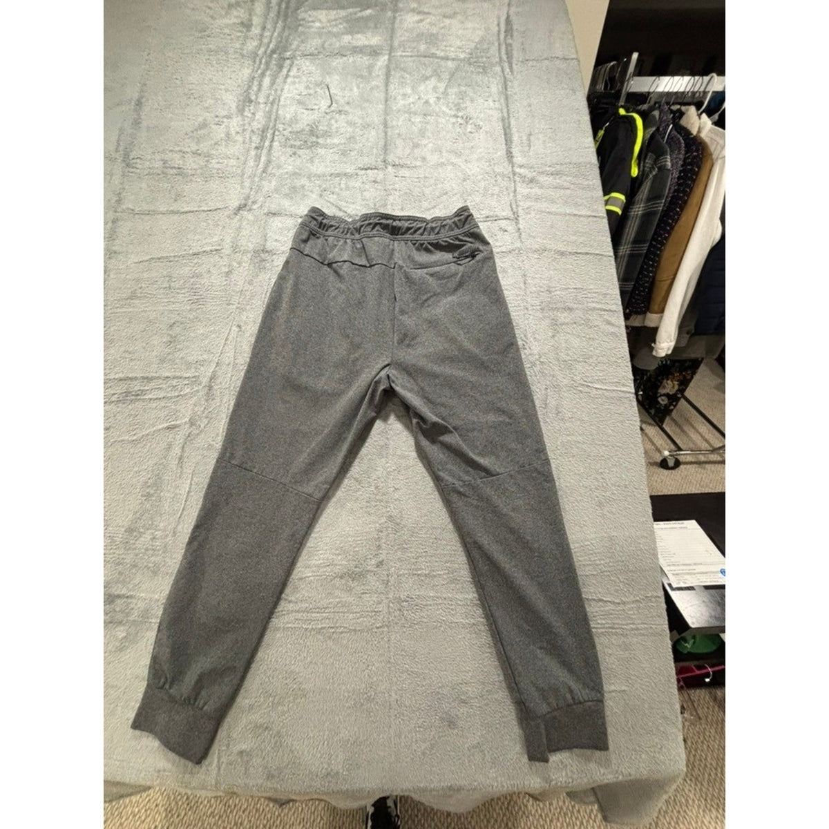 American Eagle M Gray Joggers Mens Athleisure Casual Sweatpants Activewear Pants
