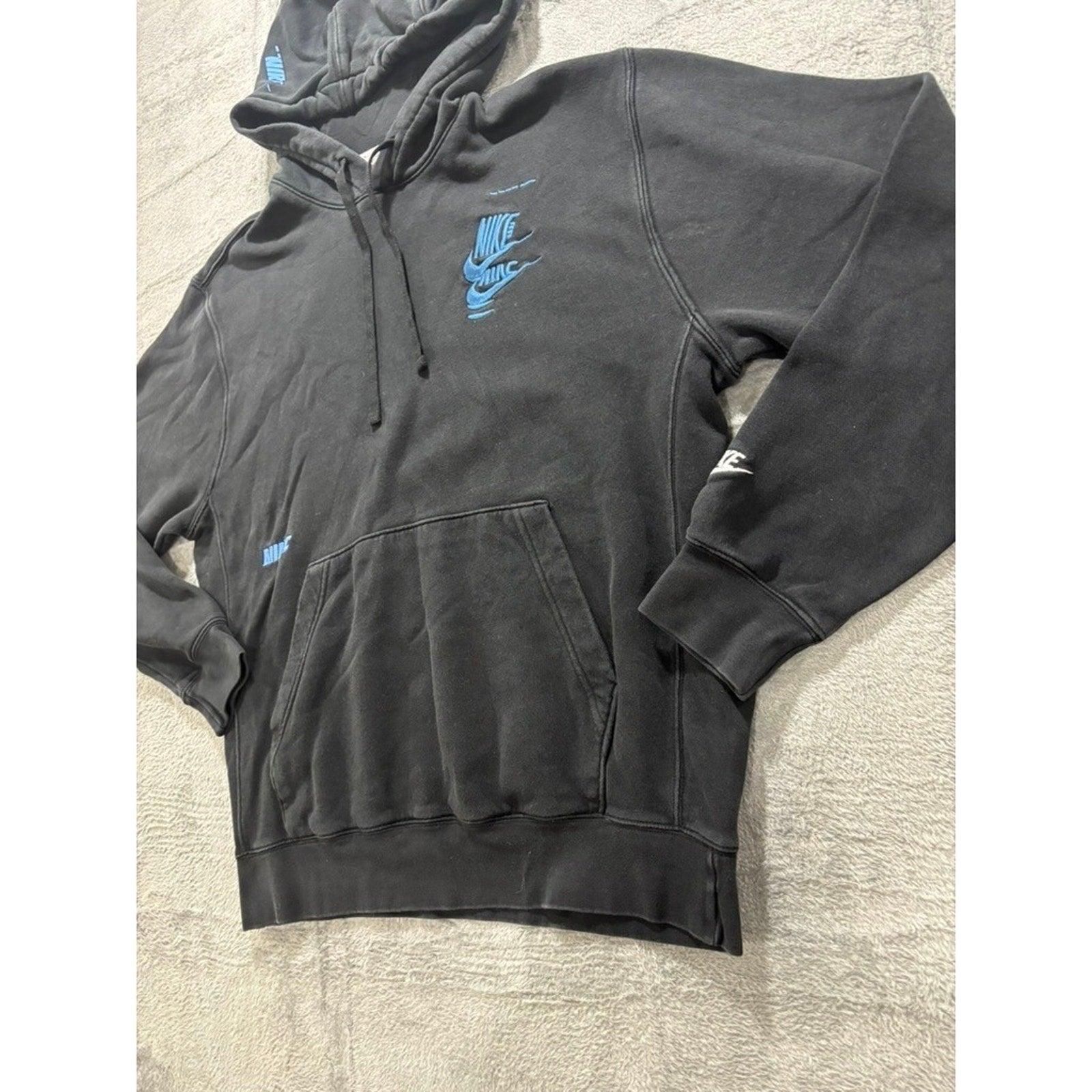 Nike M Black Pullover Hoodie Womens Athleisure Casual Sporty Sweatshirt Crewneck