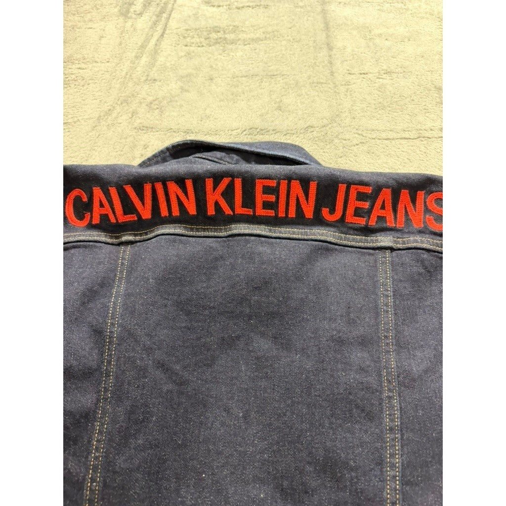 Calvin Klein Jeans Womens Small Dark Indigo Denim Trucker Jacket Red Logo Back