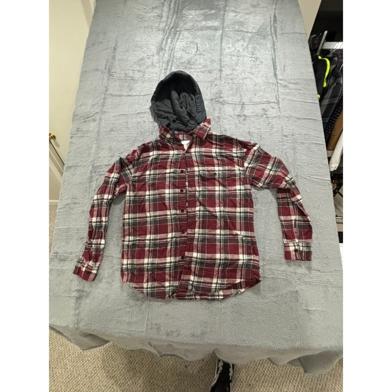 American Eagle M Red Plaid Hooded Flannel Shirt Womens Casual Vintage Style
