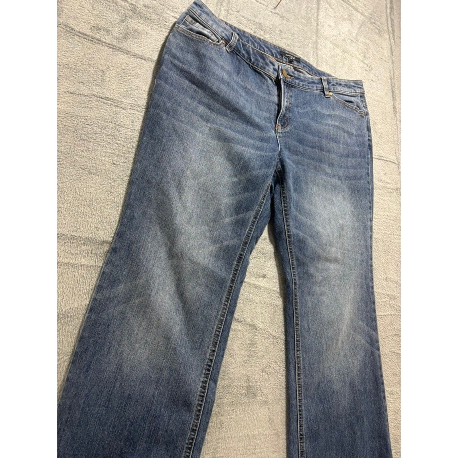 Daisy Fuentes Blue Bootcut Jeans Womens 16W Medium Wash Mid Rise Stretch Plus