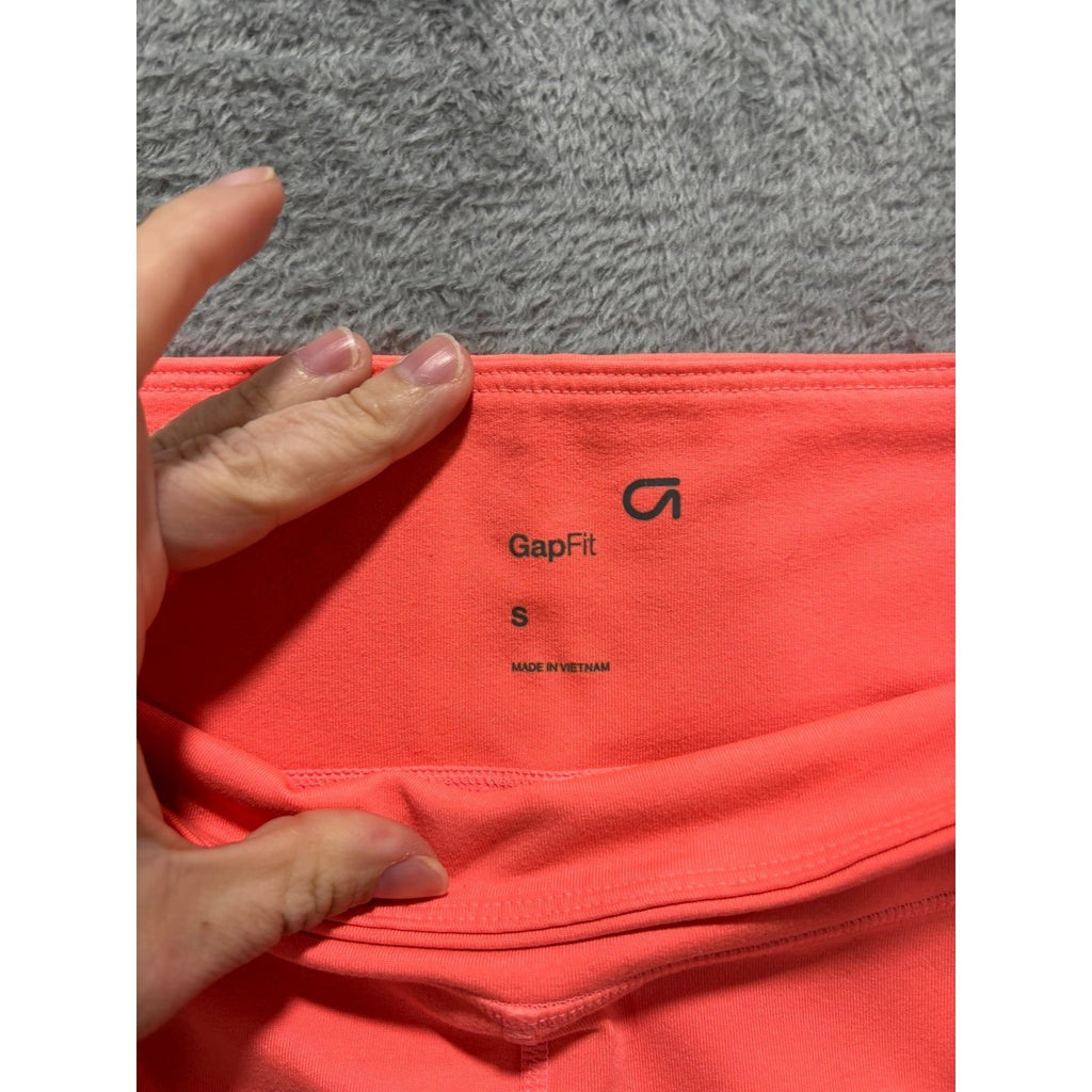 GapFit Womens S Coral Biker Shorts High Rise Athletic Athleisure Casual