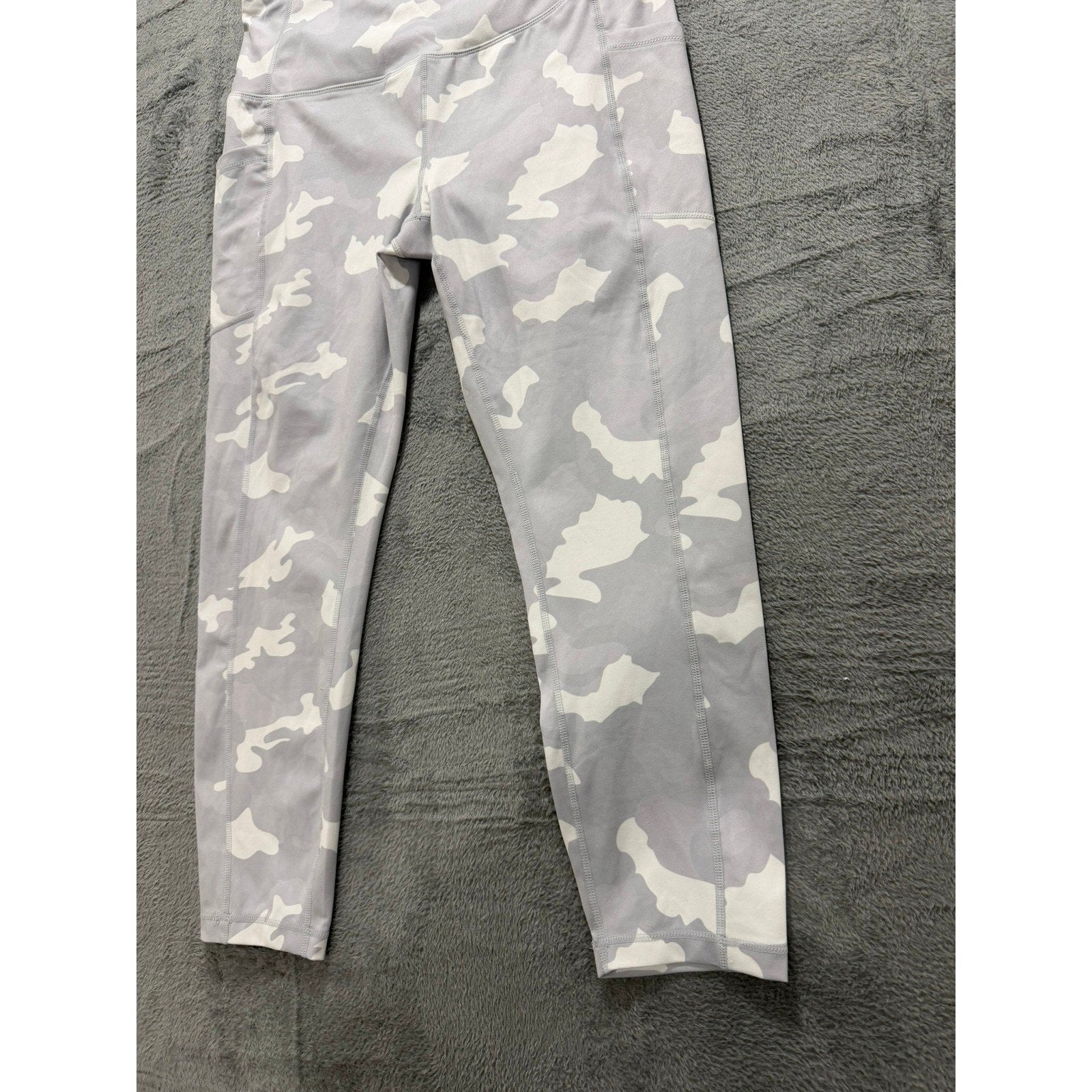 Yogalicious Lux Grey Camo High Waist Leggings XL Pockets Buttery Soft Gym