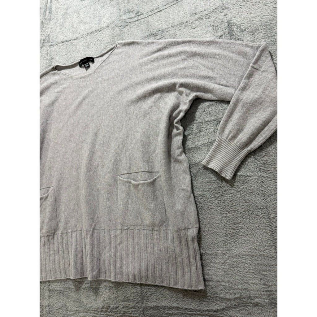Womens Sweater Medium Beige Soft Knit Dolman Sleeve Pocket Relaxed Fit