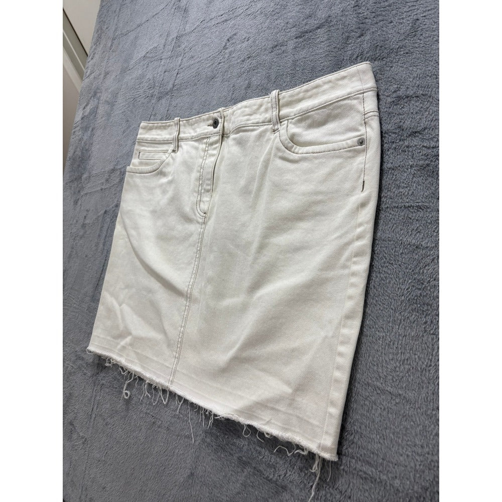 Ann Taylor LOFT 14 White Denim Mini Skirt Raw Hem Womens Casual