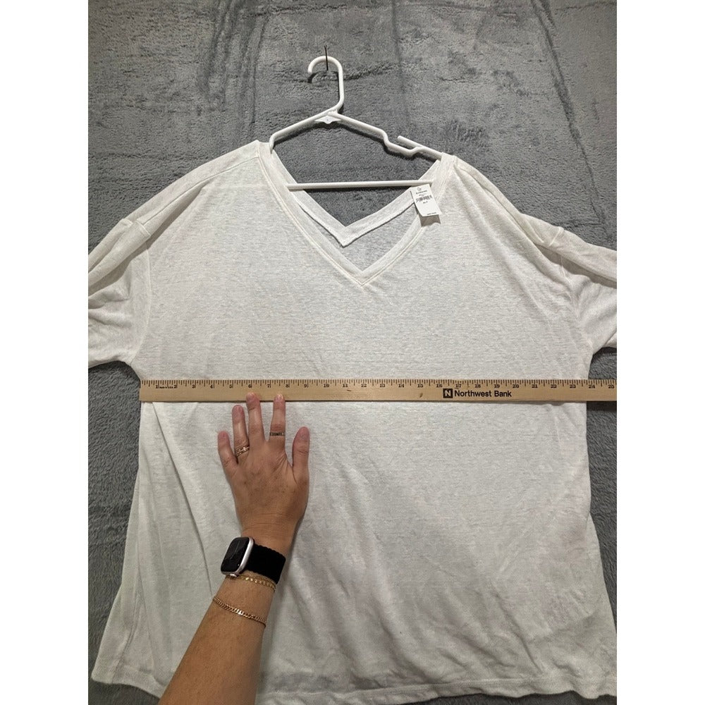 Gap XL White Gray Linen Blend V-Neck T-Shirt Womens 2 Pack Casual Cozy