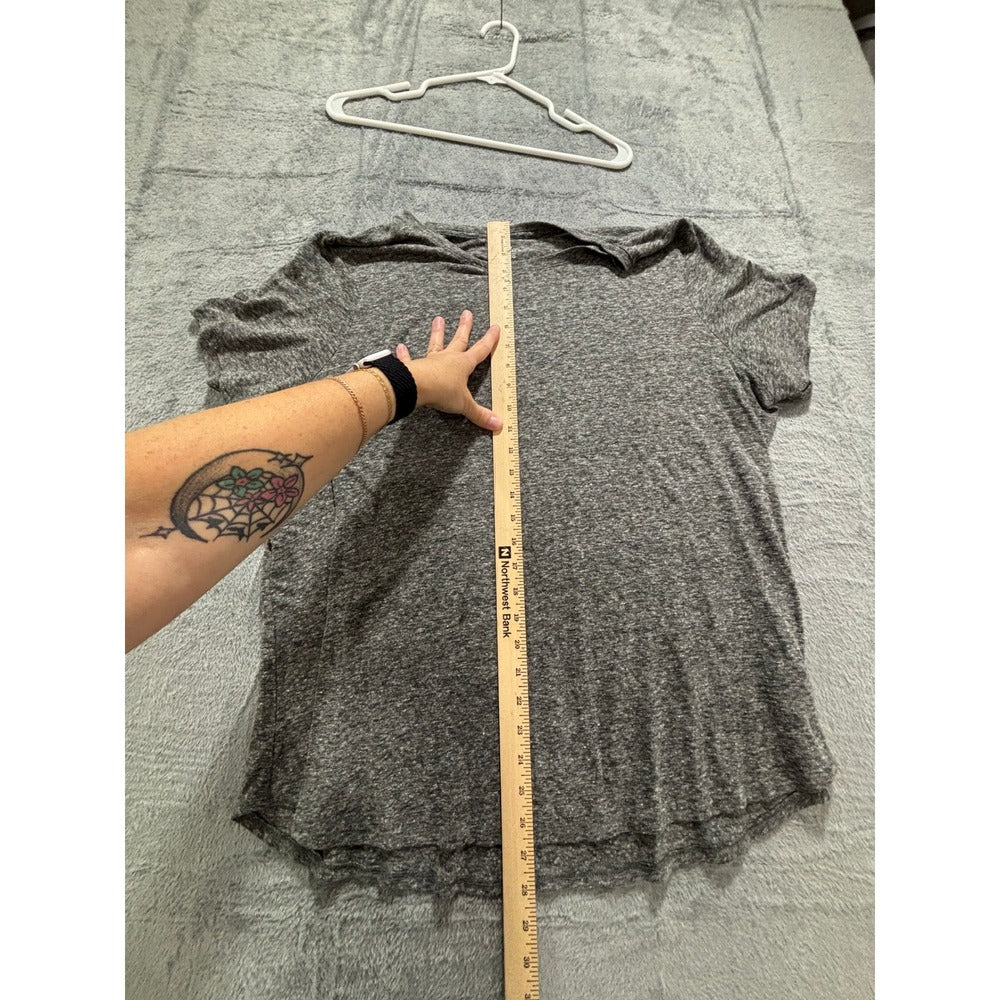 Old Navy XXL Tall Gray White T-Shirt Lot 2 Womens Casual Basic Everyday