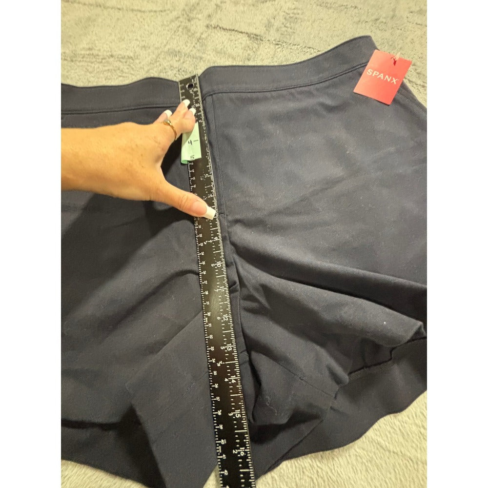 Spanx XL Classic Navy Polished 4" Short Womens Casual Athleisure Preppy