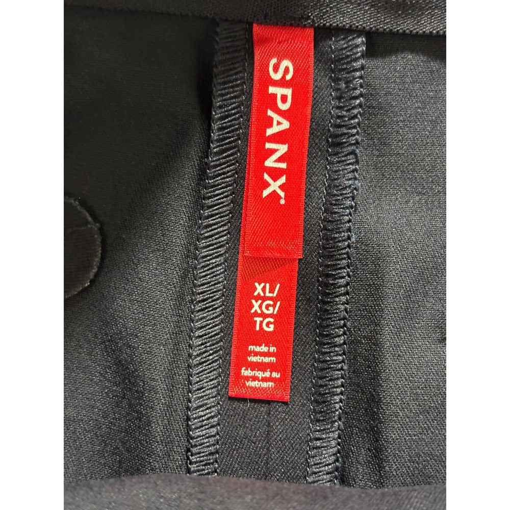 Spanx XL Classic Navy Polished 4" Short Womens Casual Athleisure Preppy