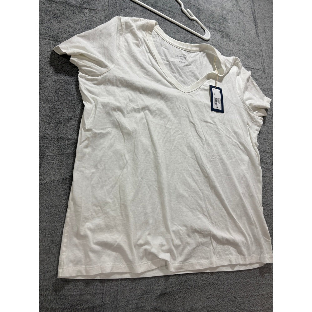 Universal Thread 1X White Womens V-Neck T-Shirt Casual Minimalist Cotton Tee