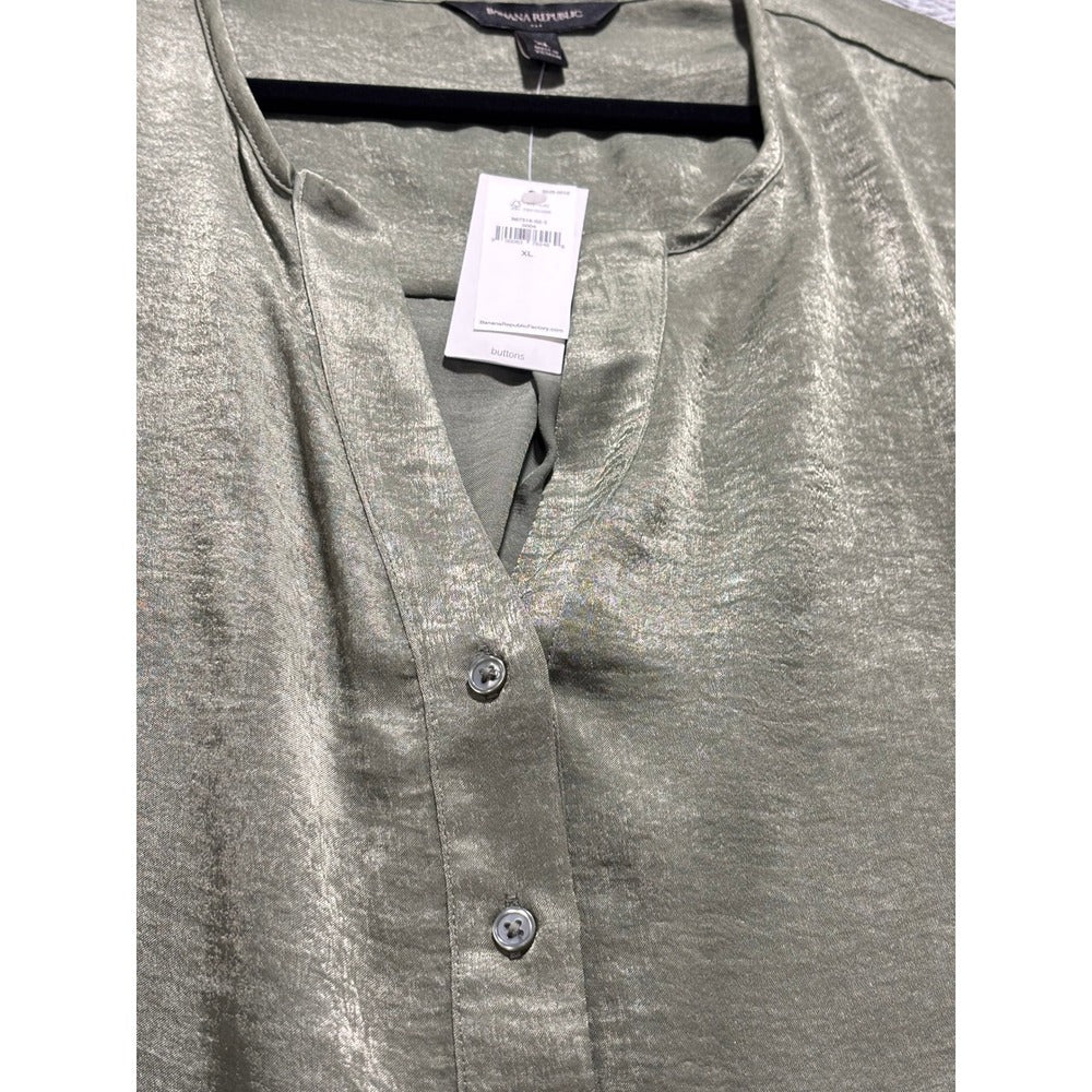 Banana Republic XL Olive Green Satin Henley Blouse Womens Boho Casual NWT