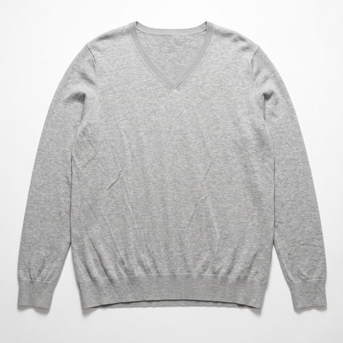 Amazon Essentials Women's Gray V-Neck Sweater XXL