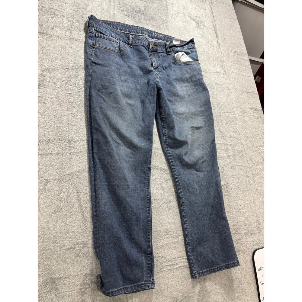 IZOD 38x30 Medium Wash Blue Straight Leg Jeans Mens Casual Preppy Classic Denim