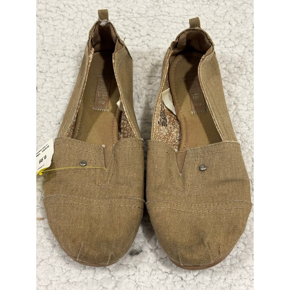 Mad Love Womens 10 Tan Canvas Slip On Flats NWT Boho Casual Shoes
