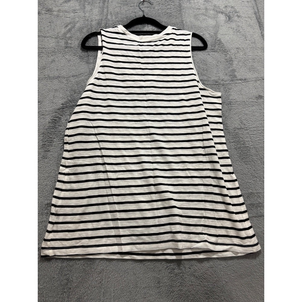 Time and Tru M 8-10 White Black Striped Womens V-Neck Pocket Tank Casual Coastal
