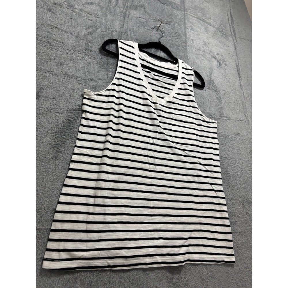 Time and Tru M 8-10 White Black Striped Womens V-Neck Pocket Tank Casual Coastal