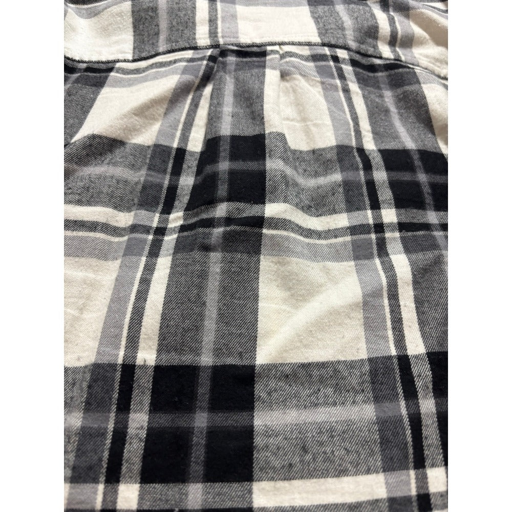 Old Navy M Womens Black White Plaid Flannel Shirt Casual Cozy Button Down