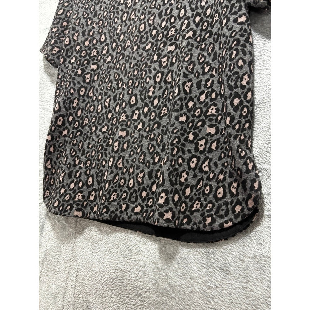 LOFT Womens S Gray Leopard Print Short Sleeve Blouse Top Casual Preppy Cozy