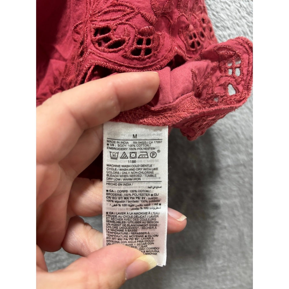 Old Navy M Womens Dusty Rose Eyelet Embroidered Short Sleeve Top