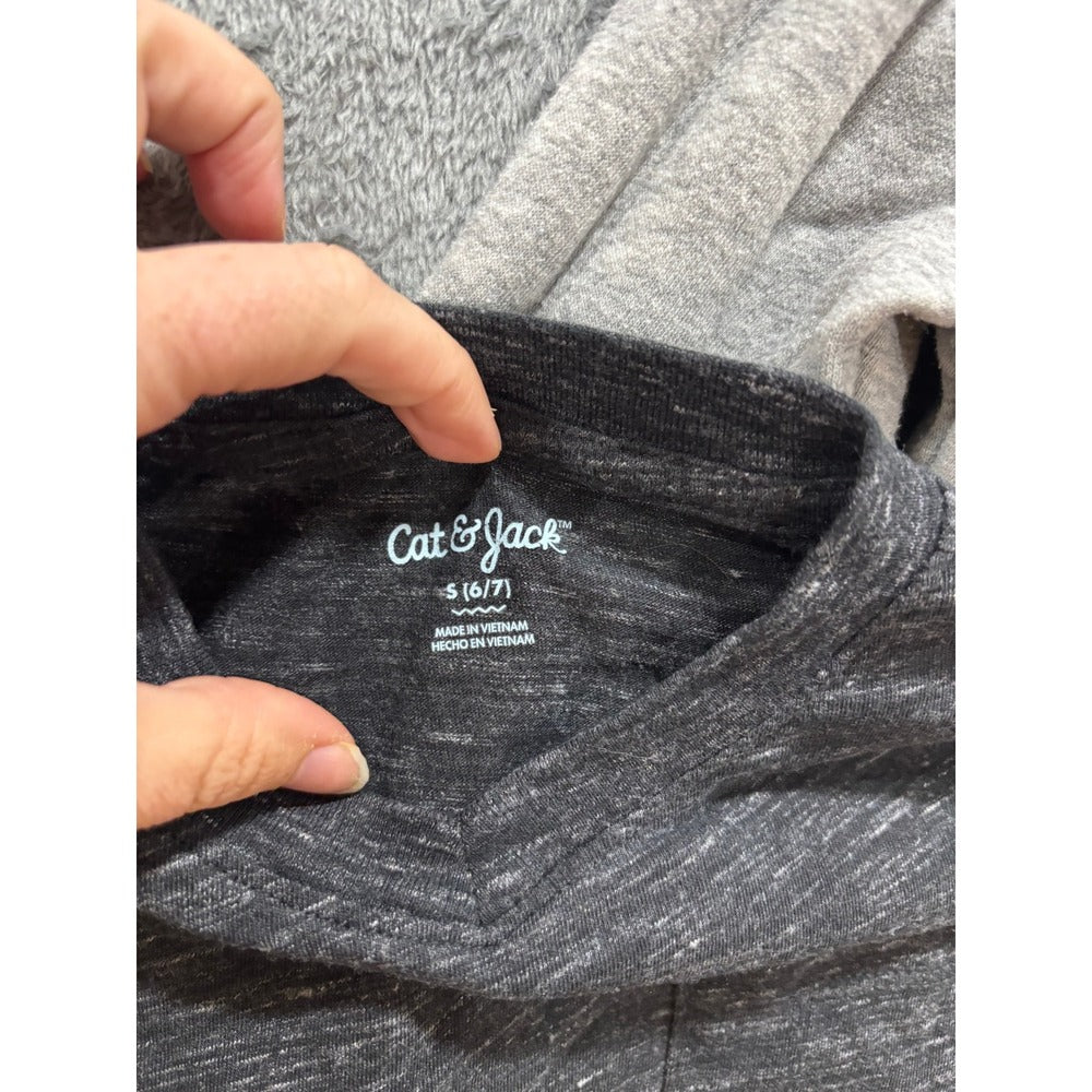 Cat & Jack 6/7 Gray Black Navy Red Shirt Sweatshirt Lot 3pc Casual Cozy Kids