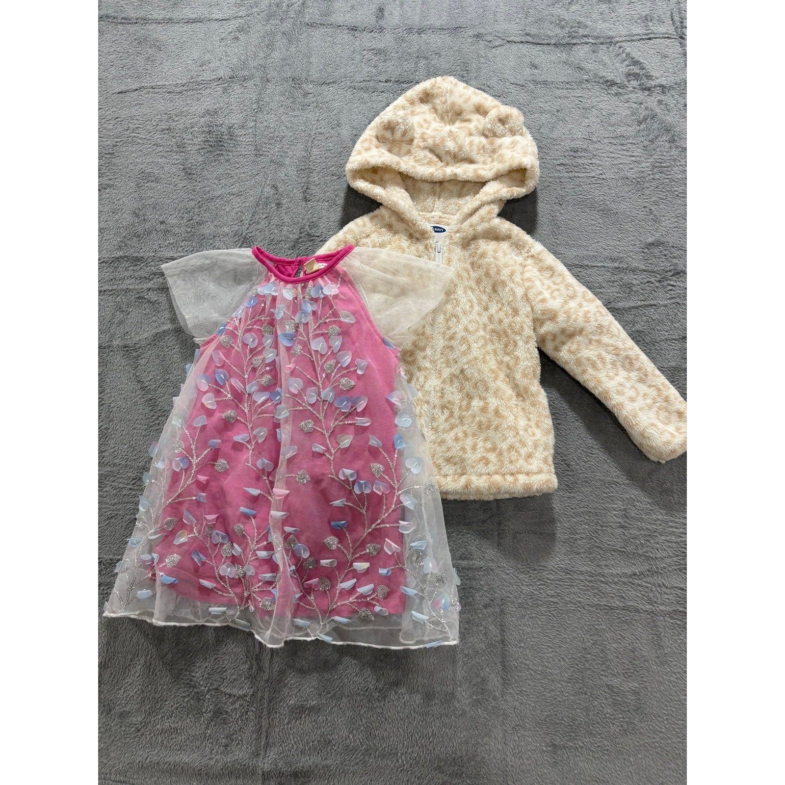 Hatley Old Navy 2T Girls Pink Floral Dress & Tan Leopard Fleece Hoodie Bundle