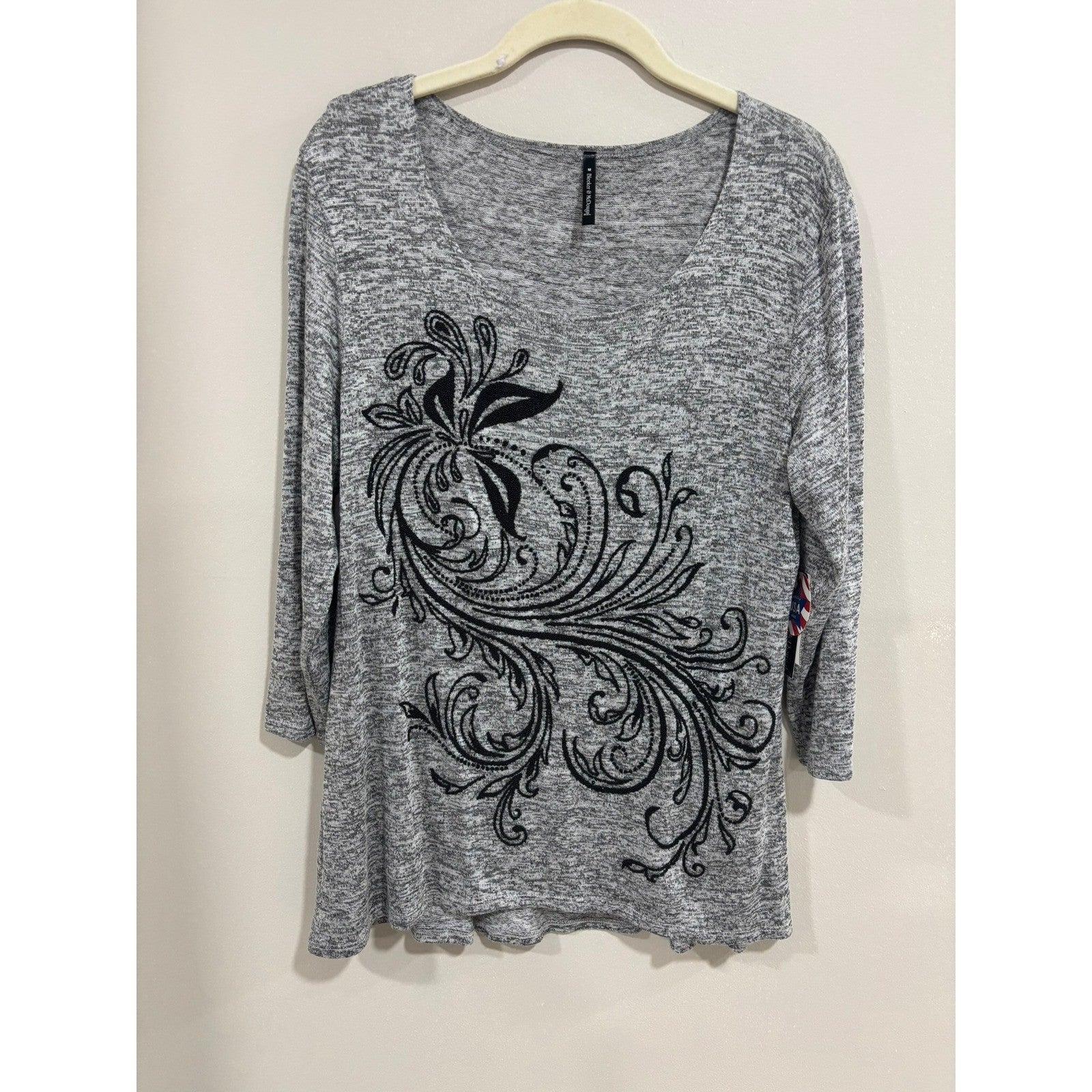 Bleeker & McDougal M Gray Floral Embroidered Tunic 3/4 Sleeve Boho Top